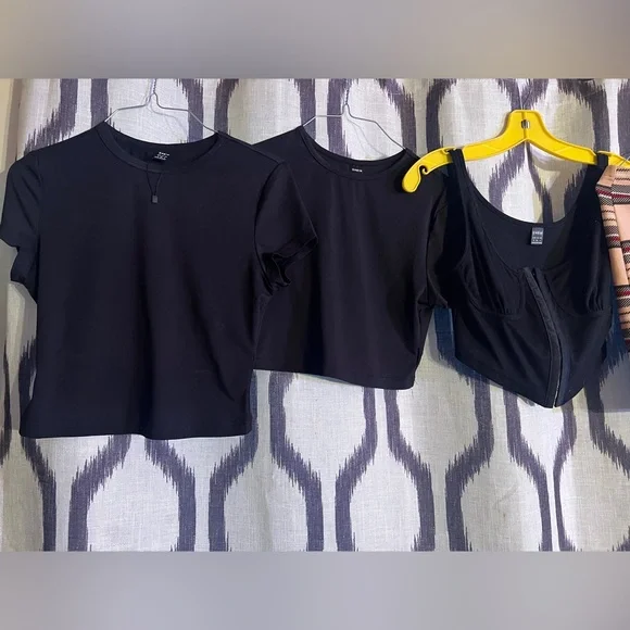 JUNIORS SHEIN BUNDLE SIZE SMALL - Picture 5 of 7